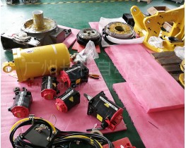 發(fā)那科機器人R-2000iC本體拆機件銷售：電機、減速器、平衡缸……