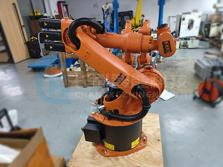 KUKA KR C2 Robot Body KR16-2 KUKA KR C2 Robot Body KR16-2